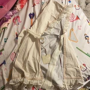 5T Well Dressed Wolf cape